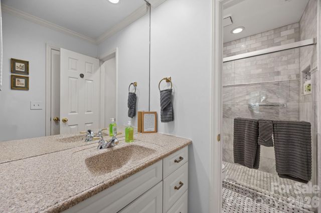222 Queens Road 58, Charlotte, NC 28204