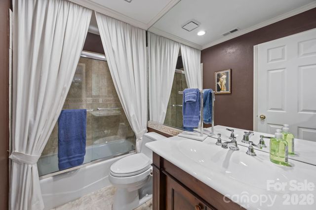 222 Queens Road 58, Charlotte, NC 28204