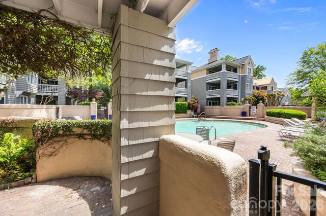 222 Queens Road 58, Charlotte, NC 28204