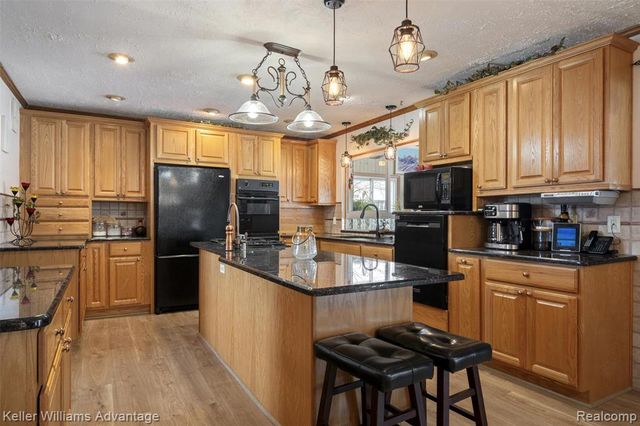 340 Angola Street, Wolverine Lake, MI 48390