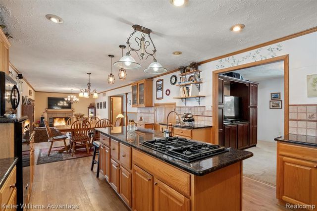 340 Angola Street, Wolverine Lake, MI 48390