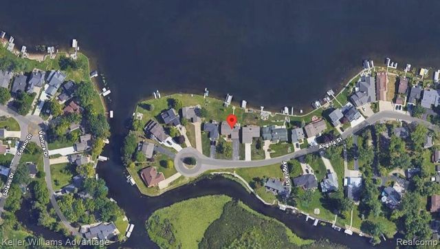 340 Angola Street, Wolverine Lake, MI 48390