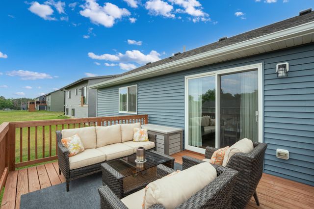 217 Brookestone Drive SE, Rochester, MN 55904
