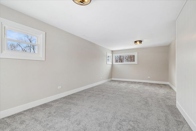 4518 W Shore Drive, Mchenry, IL 60050