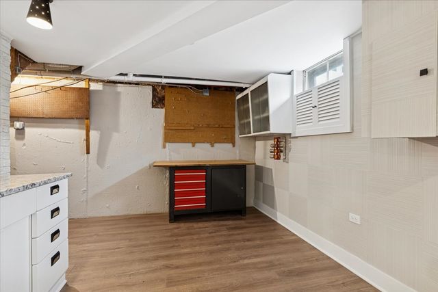 4518 W Shore Drive, Mchenry, IL 60050