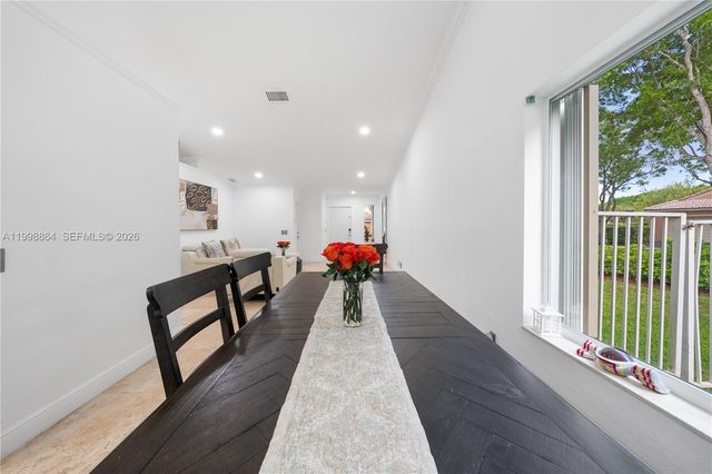 4361 Mahogany Ridge Dr, Weston, FL 33331