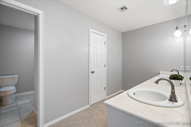 15412 E 78th Street N, Owasso, OK 74055