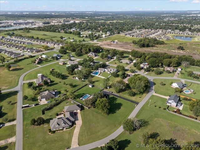 15412 E 78th Street N, Owasso, OK 74055