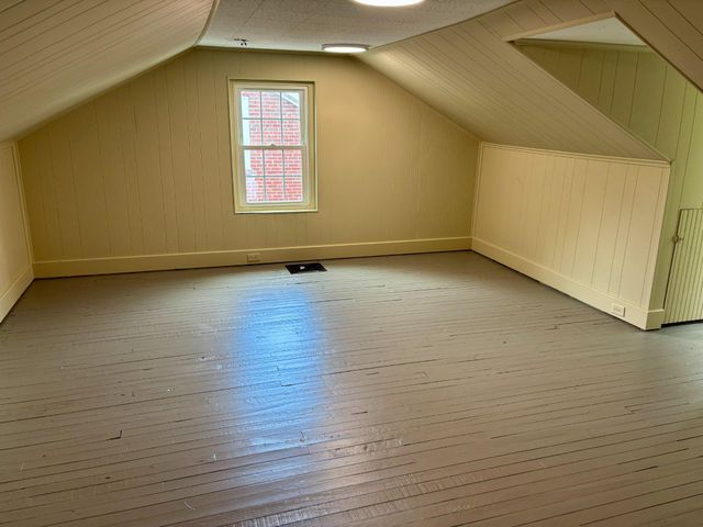 402 PINE ST, West Reading, PA 19611