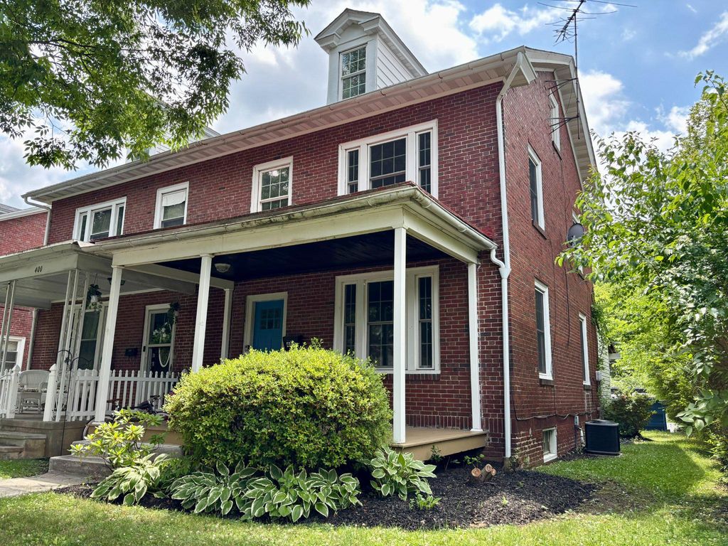 402 PINE ST, West Reading, PA 19611