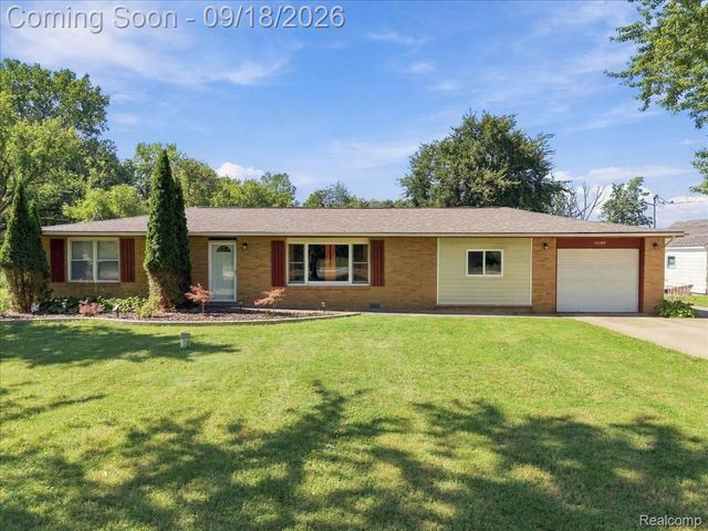 11184 N Fenton Road, Fenton Charter Township, MI 48430