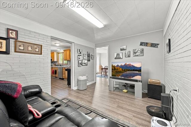 11184 N Fenton Road, Fenton Charter Township, MI 48430