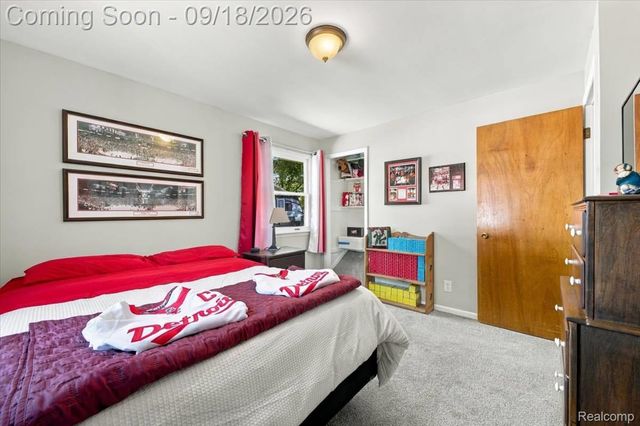 11184 N Fenton Road, Fenton Charter Township, MI 48430