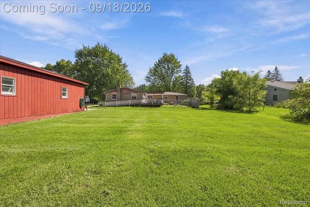11184 N Fenton Road, Fenton Charter Township, MI 48430