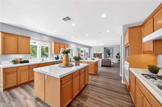 7097 Lawson Court, Highland, CA 92346