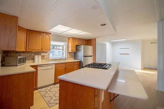 200 N El Camino Real SPC 181, Oceanside, CA 92058