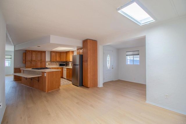 200 N El Camino Real SPC 181, Oceanside, CA 92058