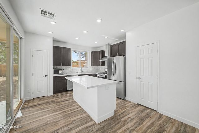 18293 W ELM Street, Surprise, AZ 85388