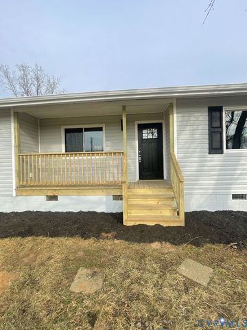 8406 Pine Hill Rd, Mechanicsville, VA 23116