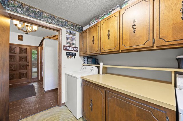 569 327th Avenue NE, Cambridge, MN 55008