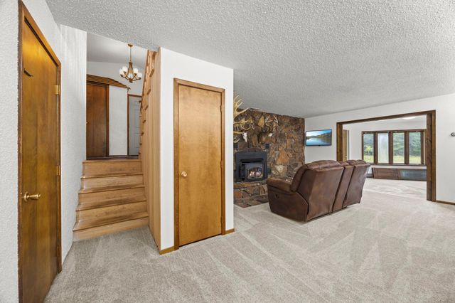 569 327th Avenue NE, Cambridge, MN 55008