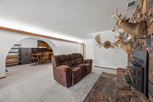 569 327th Avenue NE, Cambridge, MN 55008