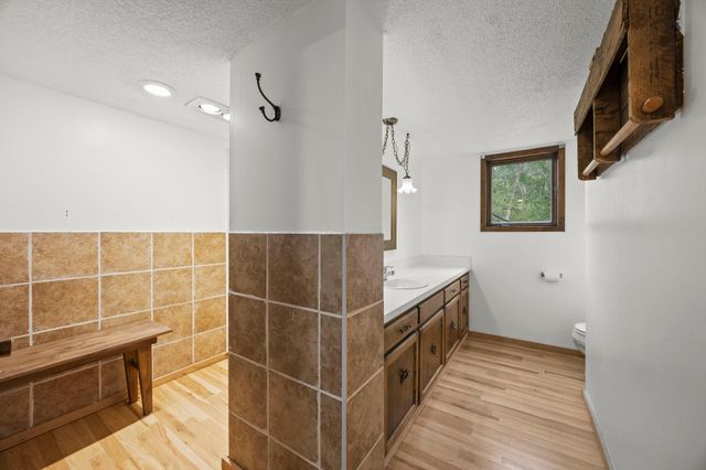 569 327th Avenue NE, Cambridge, MN 55008