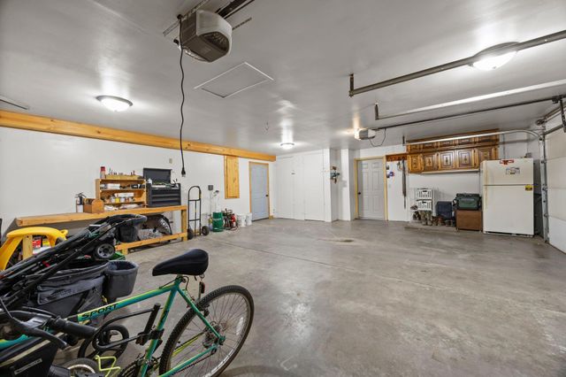 569 327th Avenue NE, Cambridge, MN 55008