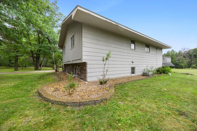 569 327th Avenue NE, Cambridge, MN 55008