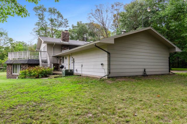 569 327th Avenue NE, Cambridge, MN 55008