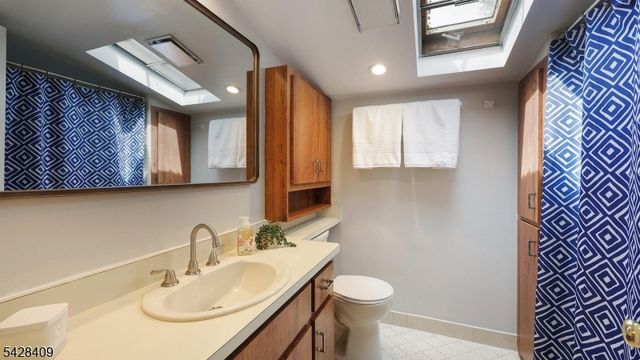 740 Willow Grove Rd, Westfield Town, NJ 07090