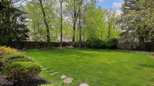 740 Willow Grove Rd, Westfield Town, NJ 07090