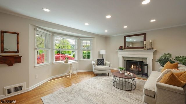 740 Willow Grove Rd, Westfield Town, NJ 07090