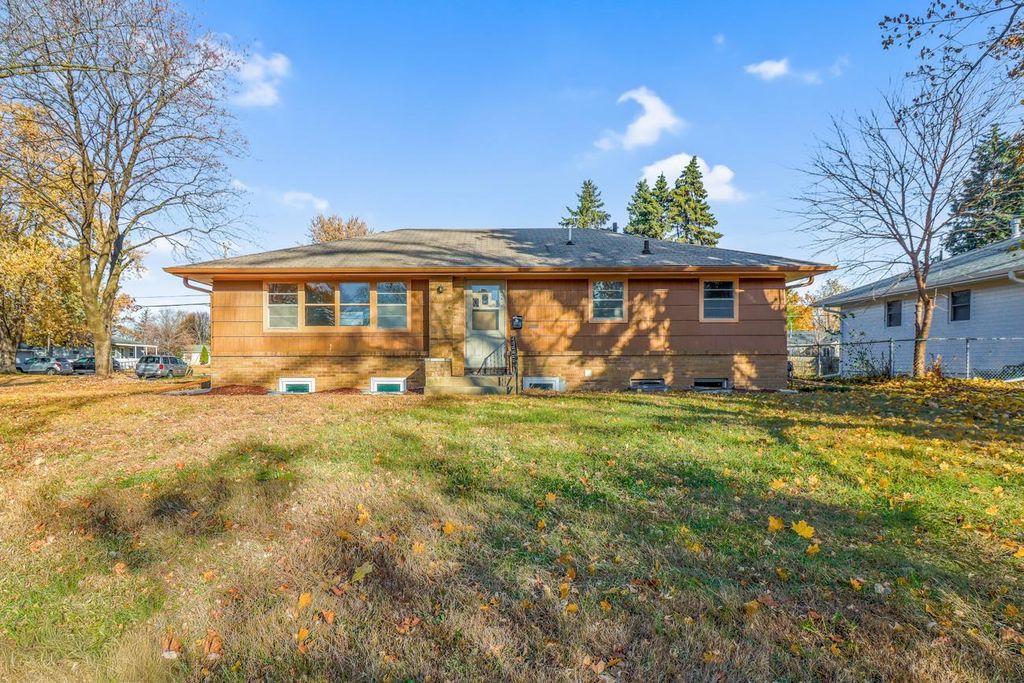4418 65th Avenue N, Brooklyn Center, MN 55429 — exterior