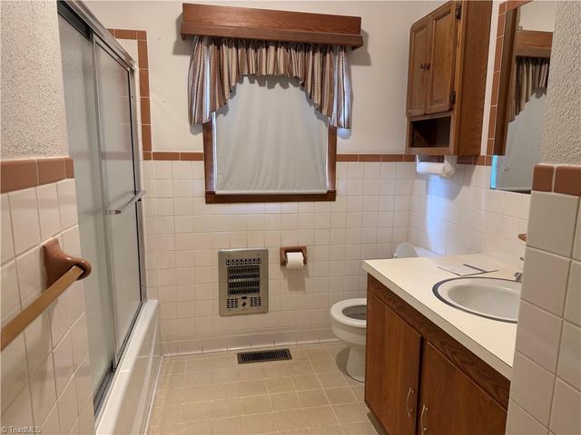 140 westwood Drive, Mount Airy, NC 27030