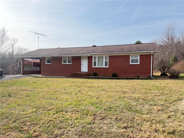 140 westwood Drive, Mount Airy, NC 27030