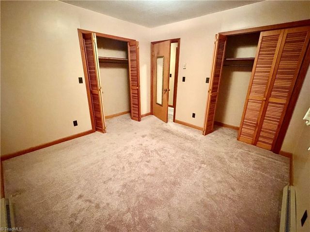 140 westwood Drive, Mount Airy, NC 27030