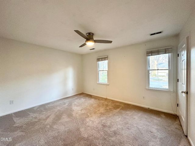 5649 Hamstead Crossing, Raleigh, NC 27612