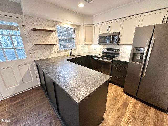 5649 Hamstead Crossing, Raleigh, NC 27612