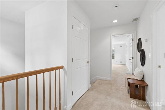 45 Hedge Row Road, Plainsboro, NJ 08540