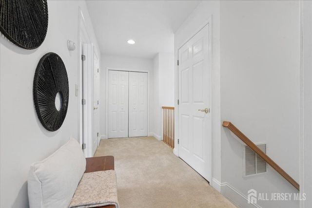 45 Hedge Row Road, Plainsboro, NJ 08540