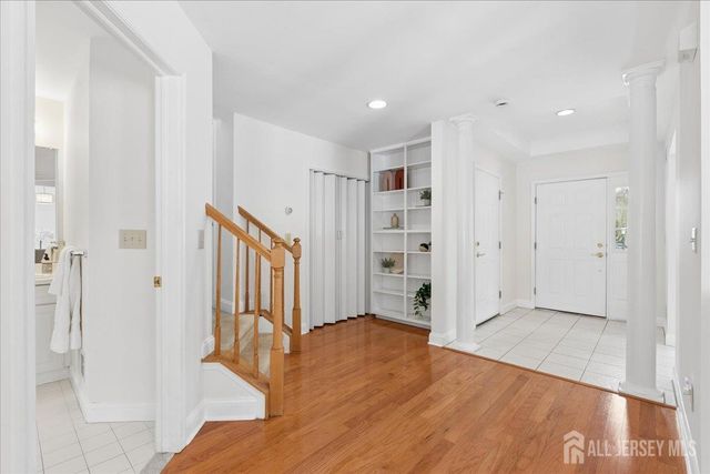 45 Hedge Row Road, Plainsboro, NJ 08540