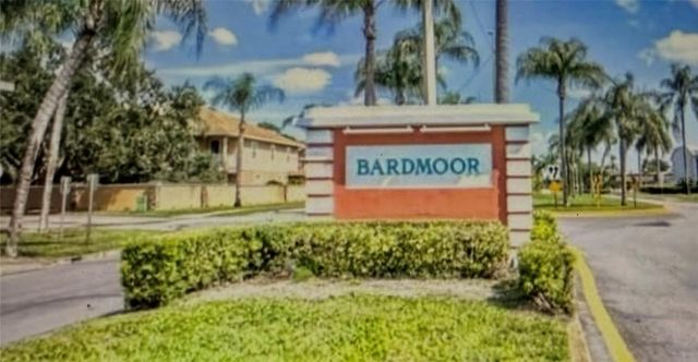 8300 BARDMOOR BOULEVARD 105, Seminole, FL 33777