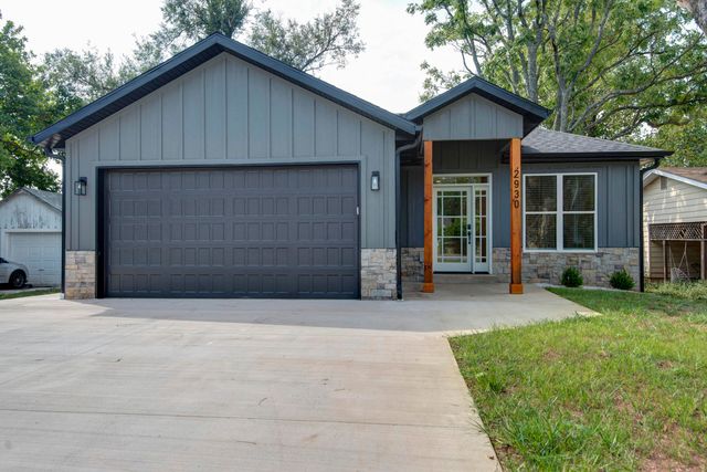 2930 W Olive Street, Springfield, MO 65802