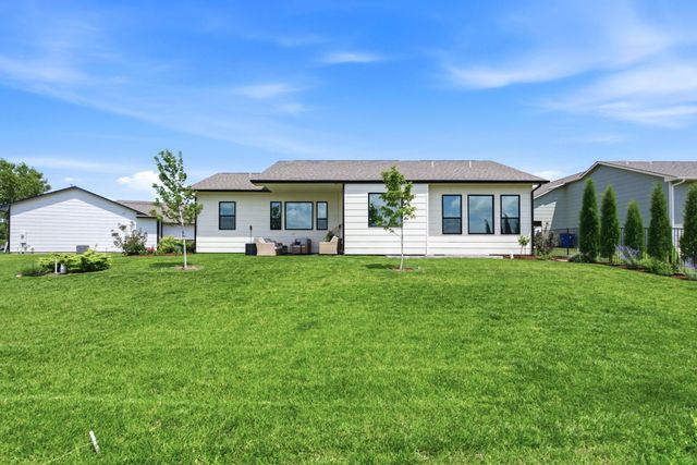 13038 W Blake ct, Wichita, KS 67235