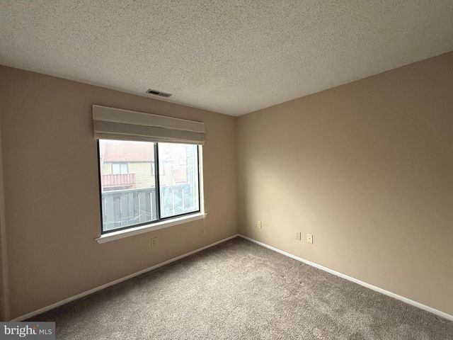 5115C ABERDEEN DR, Mount Laurel, NJ 08054