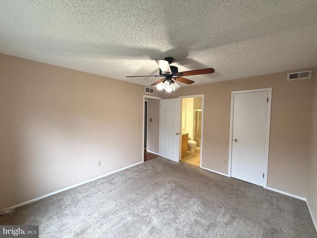 5115C ABERDEEN DR, Mount Laurel, NJ 08054