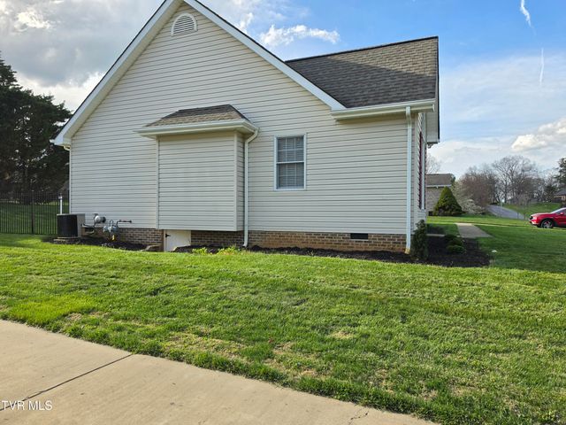 212 Chatham Road, Bristol, TN 37620