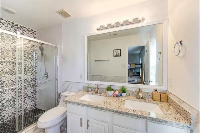 13131 Dawn Hollow Lane, Houston, TX 77072