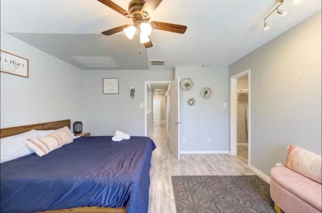 13131 Dawn Hollow Lane, Houston, TX 77072